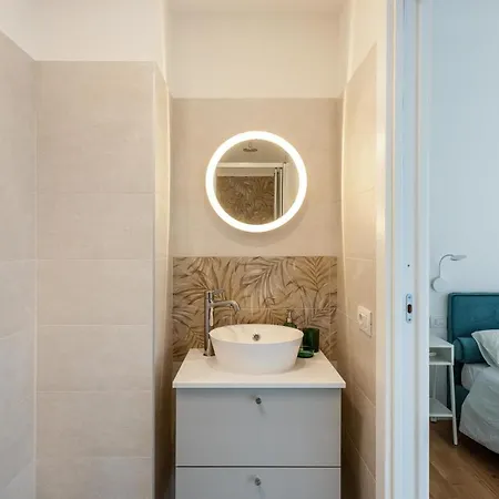 Spacious & Comfortable In Duomo By Easylife Milán