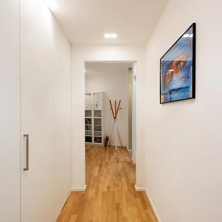 Spacious & Comfortable In Duomo By Easylife * Milán